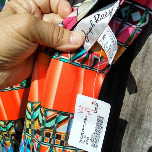 Joseph Ribkoff geometric dress  NWT 4 - Picture 9 of 12